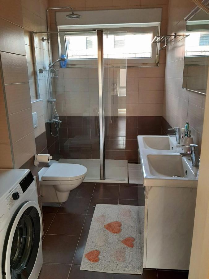 Appartamento Apartman Eva Zagabria Esterno foto