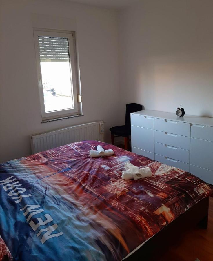 Appartamento Apartman Eva Zagabria Esterno foto