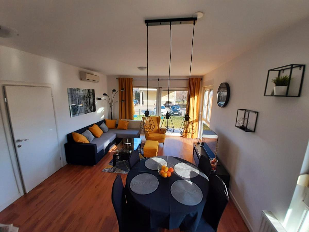 Appartamento Apartman Eva Zagabria Esterno foto