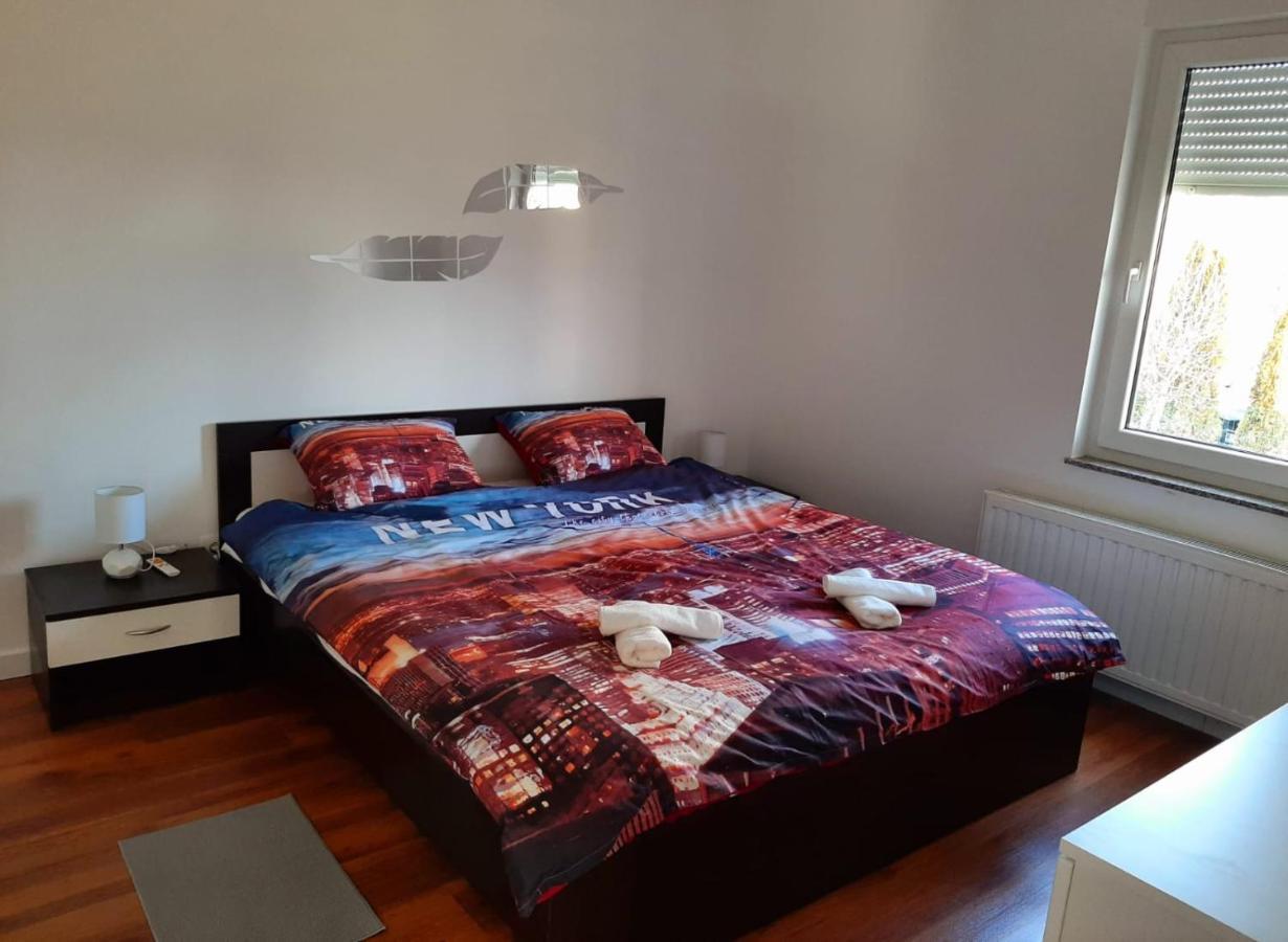 Appartamento Apartman Eva Zagabria Esterno foto